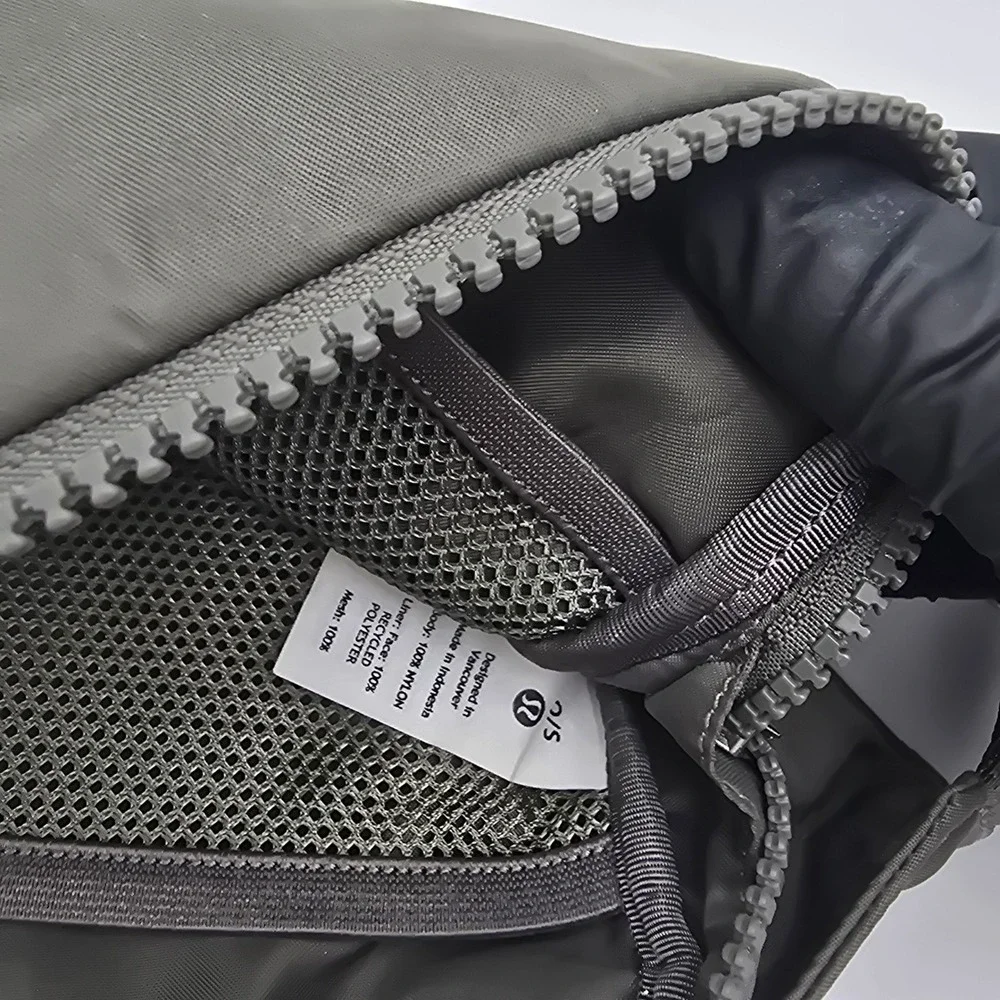 Lululemon Everywhere Belt Bag 1L Olive Green Adjustable Strap Waist Pack Fanny